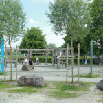 steine im wasser - spielplatz konstanz am bodensee