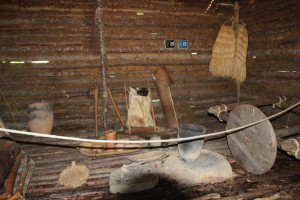 In der Hütte des Federseemuseums Bad Buchau