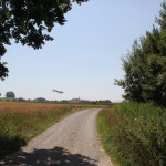 Wanderweg vorbei am Flugplatz Reute