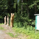 Skulpturen beim Bahnhof Durlesbach