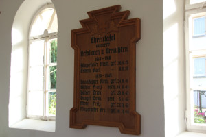 Kriegsopfer in der Kapelle Graben