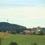 Sendemast und Kapelle Volkertshaus