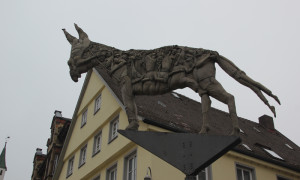 Esels Schatten Kunstwerk Biberach