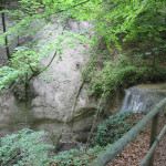 Kalkgestein beim Wasserfall Schmalegger Rinkenburger Tobel