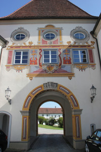 36 Toreinfahrt Schloss Zeil