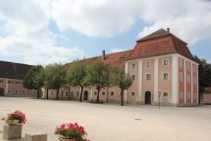 Seitengebaeude Kloster Wiblingen