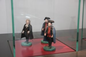 Figuren im Schwoerhaus Ulm