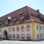 Gebauede Klassik Rot an der Rot