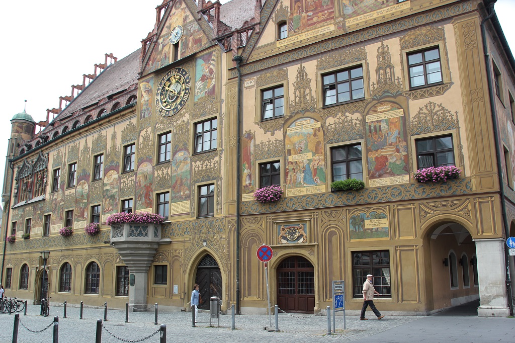 Gotische Prachtfenster Rathaus Ulm