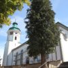 Grünkraut: Geschichte des Ortes und der Kirche Kirche Gruenkraut St Gallus und Nikolaus