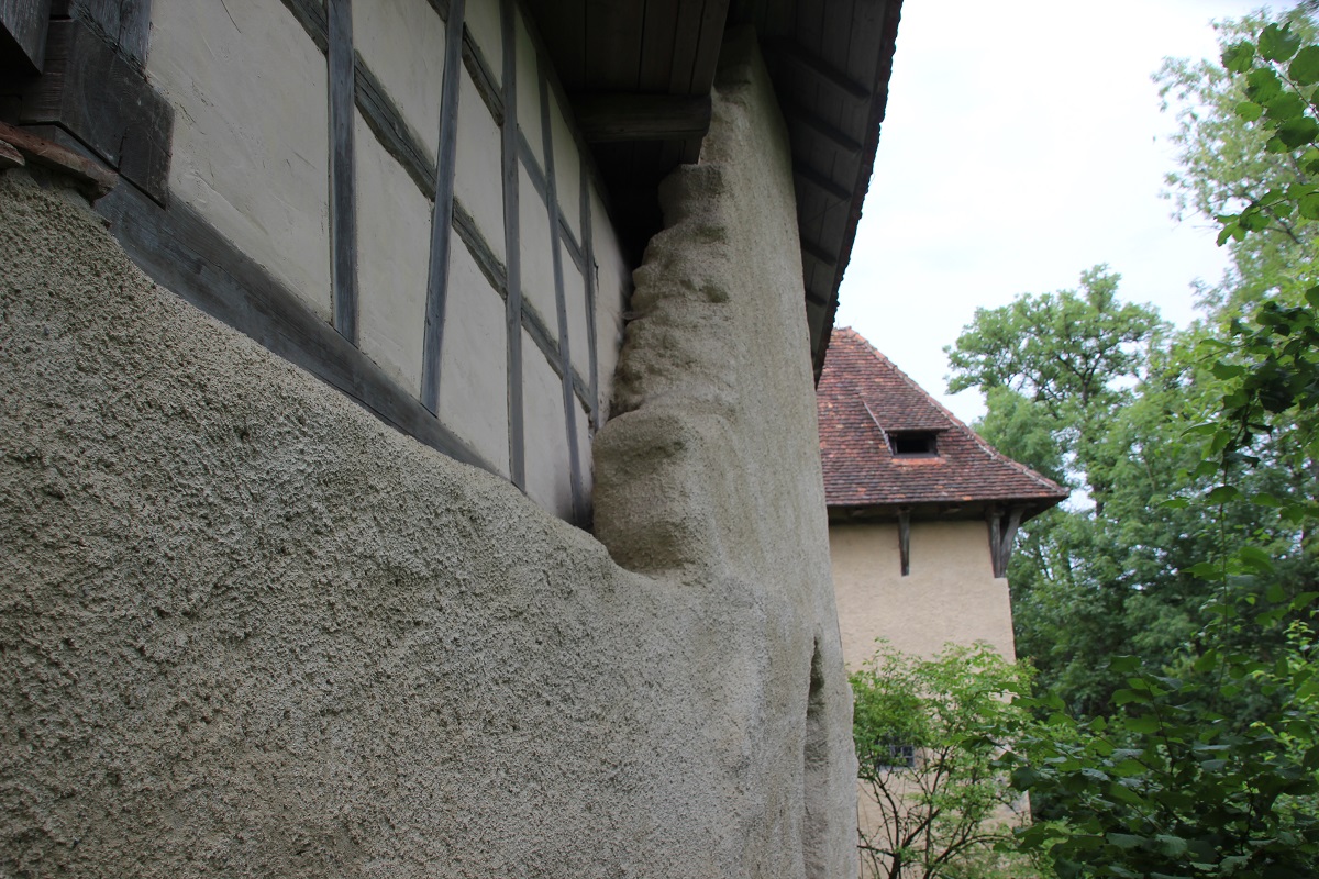 Mauerreste Burg Ramsberg Rueckseite