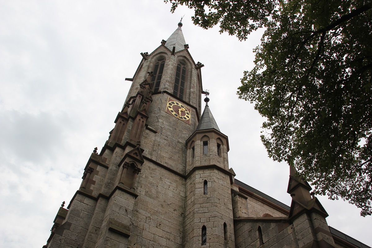 Geschichte des Ortes und der Zweitkirche St. Konrad in Langenenslingen