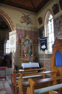 Rechter Seitenaltar Kirche Pfaerrenbach