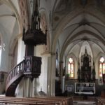 Neogotische Altar und Kanzel Kirche St Martin Erolzheim