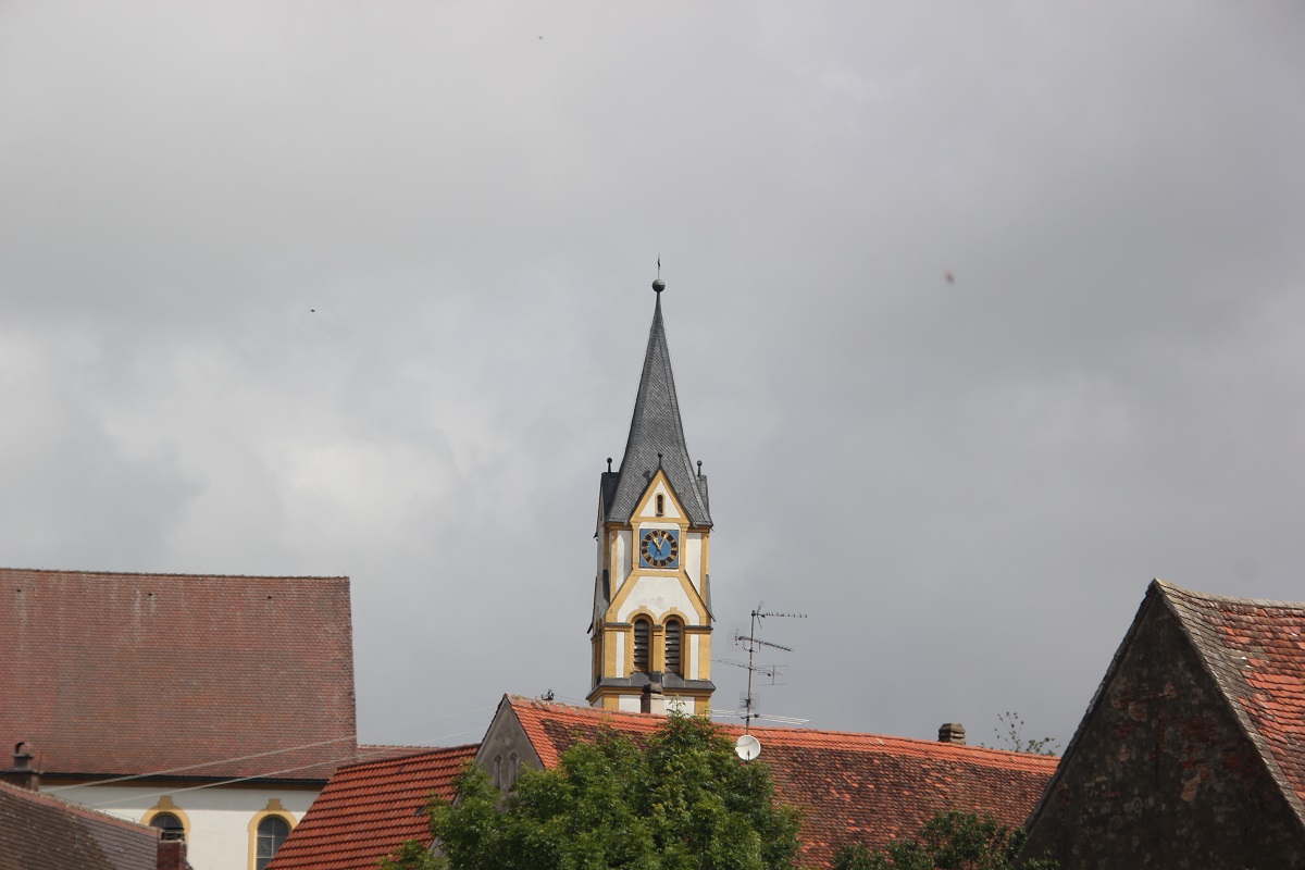 Bihlafingen: Burgen und St. Theodul