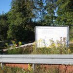 Schild zum Neubau Wasserkraftwerk Beutelsau