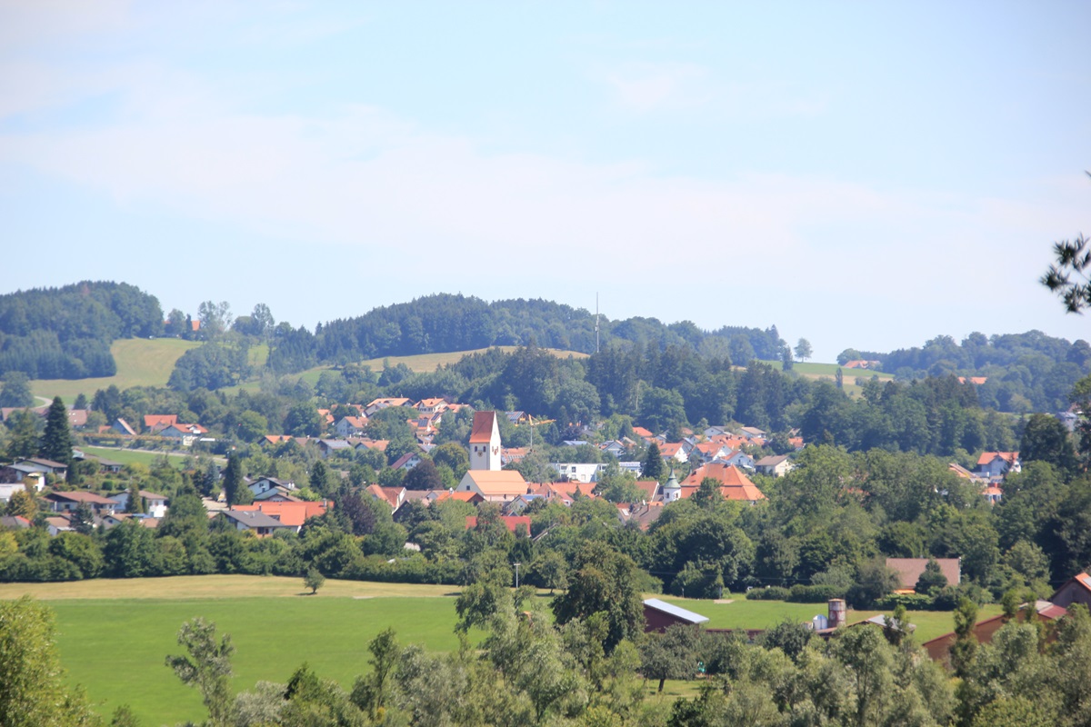 Kirche Amtzell vom Spiesberg aus